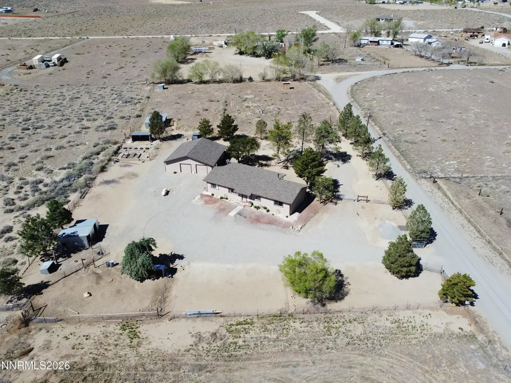 21 Van Fleet Yerington NV 89447
