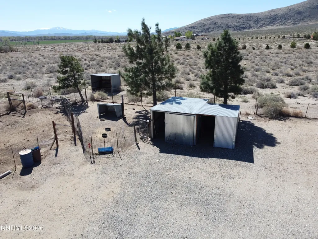 21 Van Fleet Yerington NV 89447