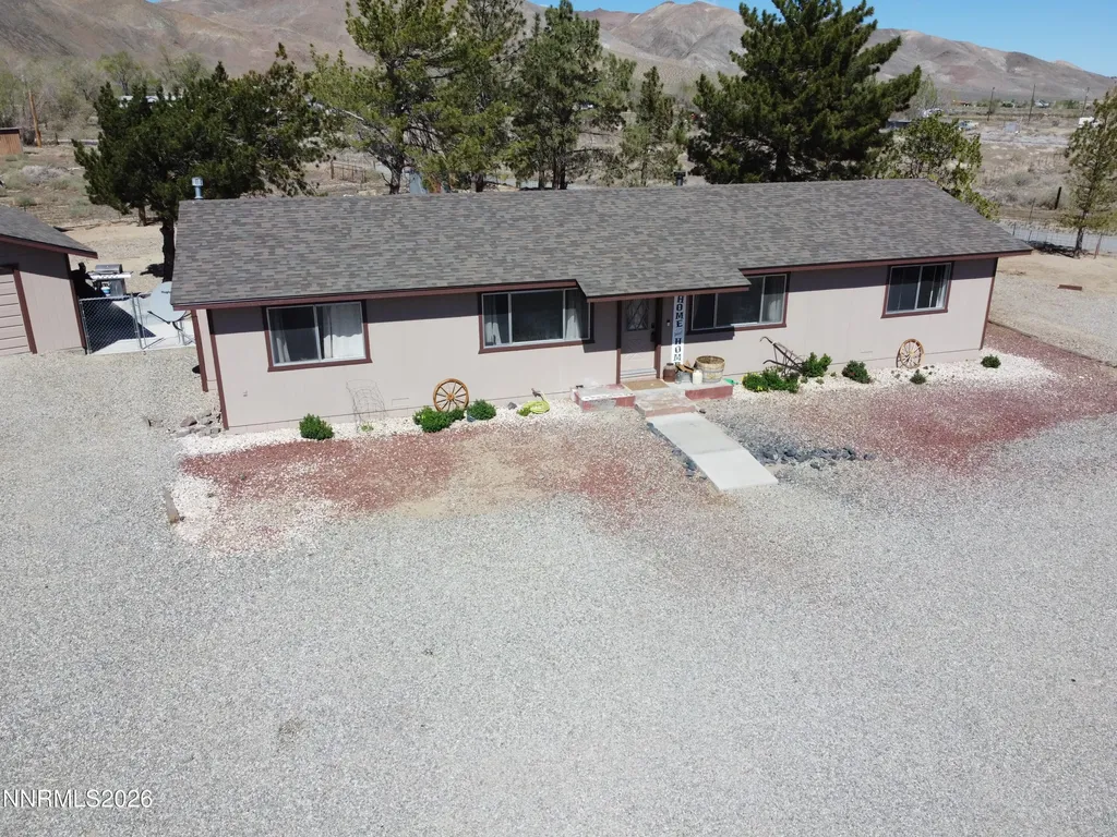 21 Van Fleet Yerington NV 89447