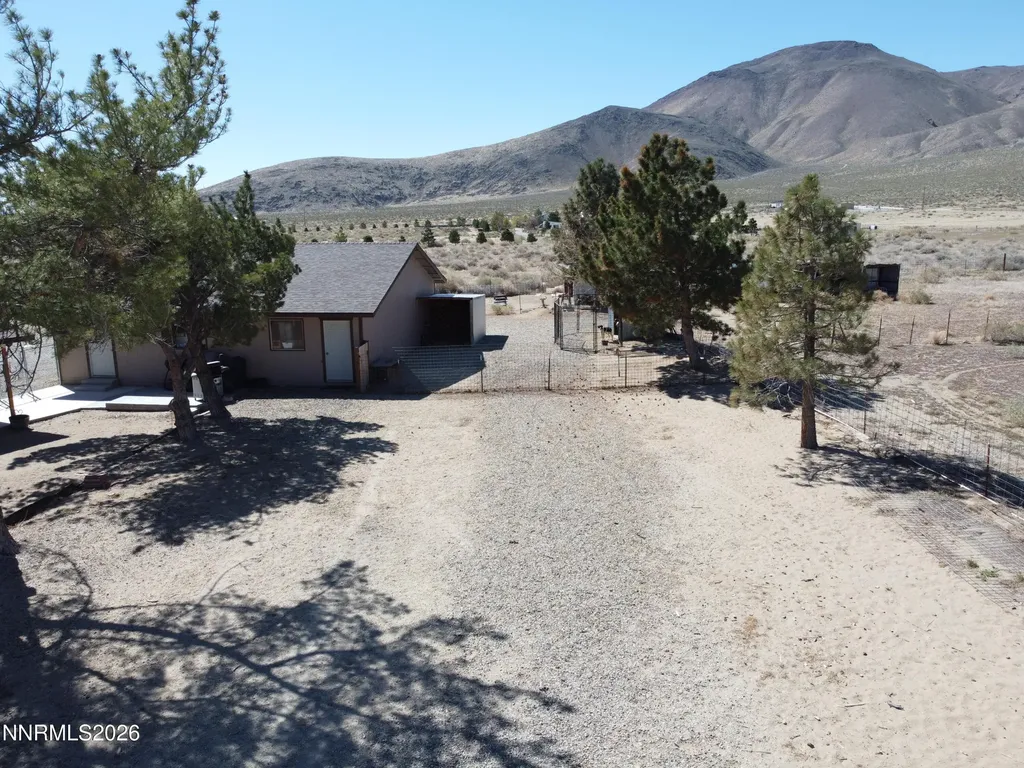 21 Van Fleet Yerington NV 89447