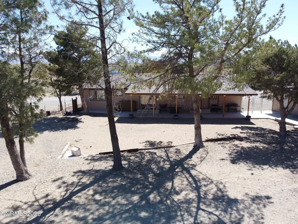 21 Van Fleet Yerington NV 89447
