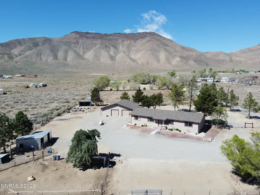 21 Van Fleet Yerington NV 89447