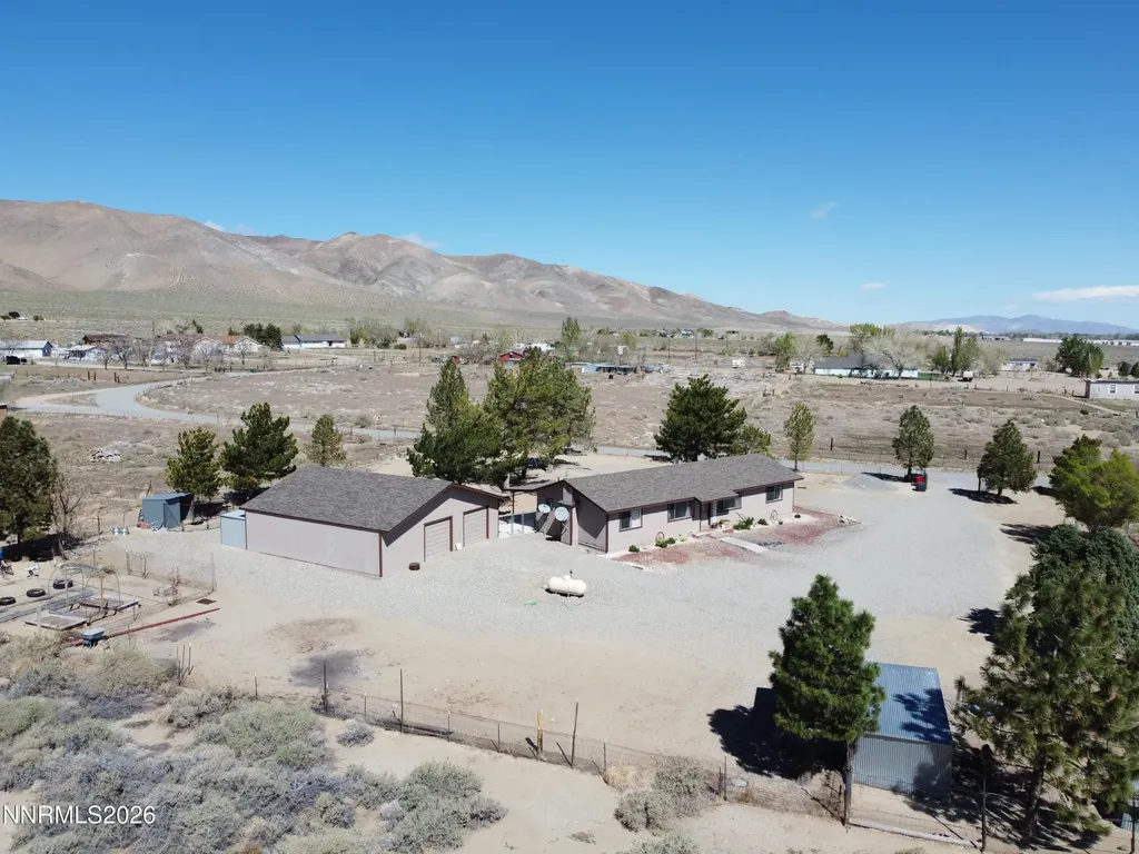 21 Van Fleet Yerington NV 89447