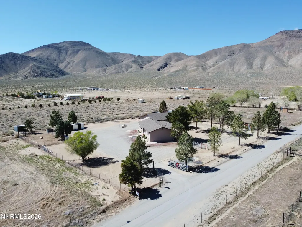 21 Van Fleet Yerington NV 89447