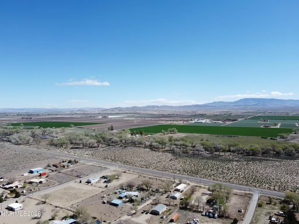 21 Van Fleet Yerington NV 89447