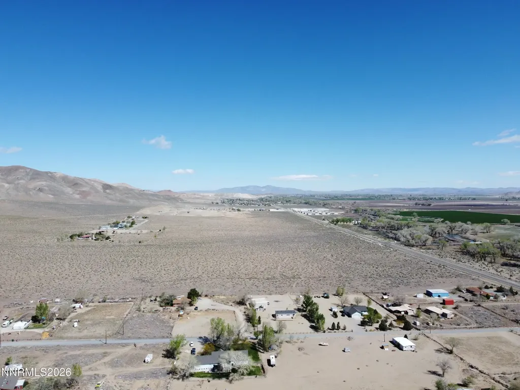 21 Van Fleet Yerington NV 89447