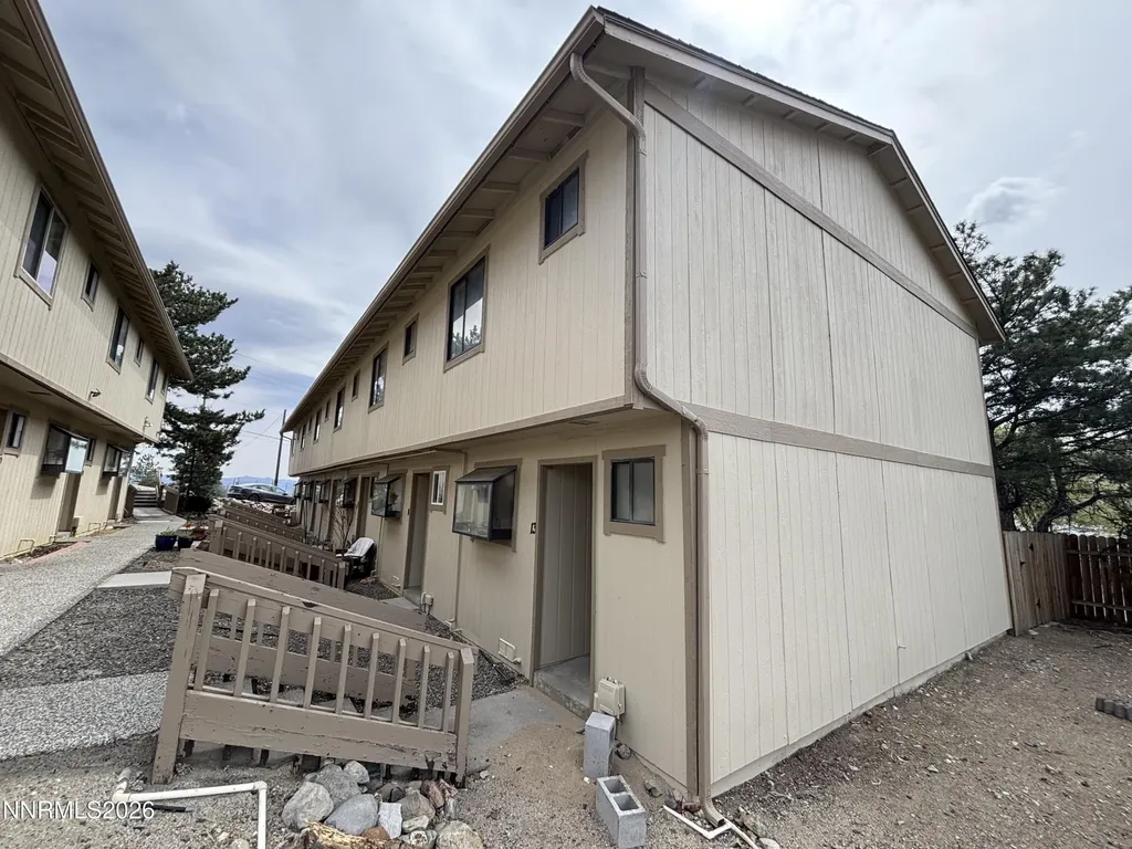 Reno NV, 4985 7TH, Unit APT 13