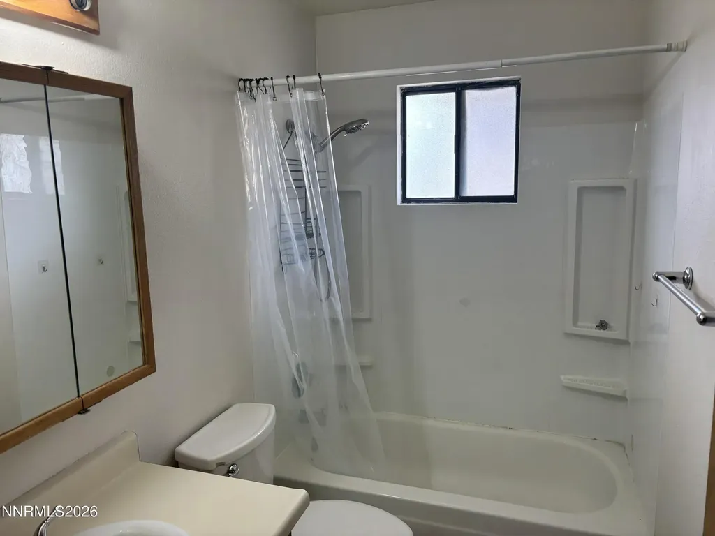 4985 7th Reno NV 89503