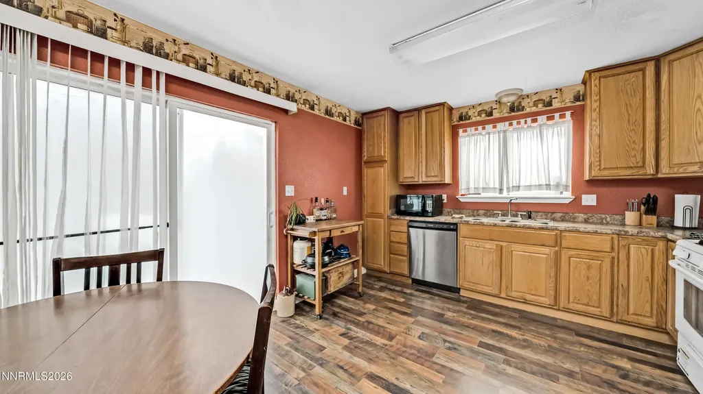 35 Buffalo Yerington NV 89447