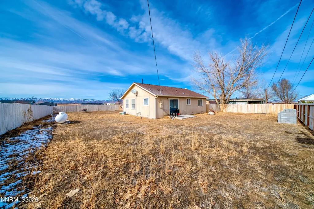 35 Buffalo Yerington NV 89447