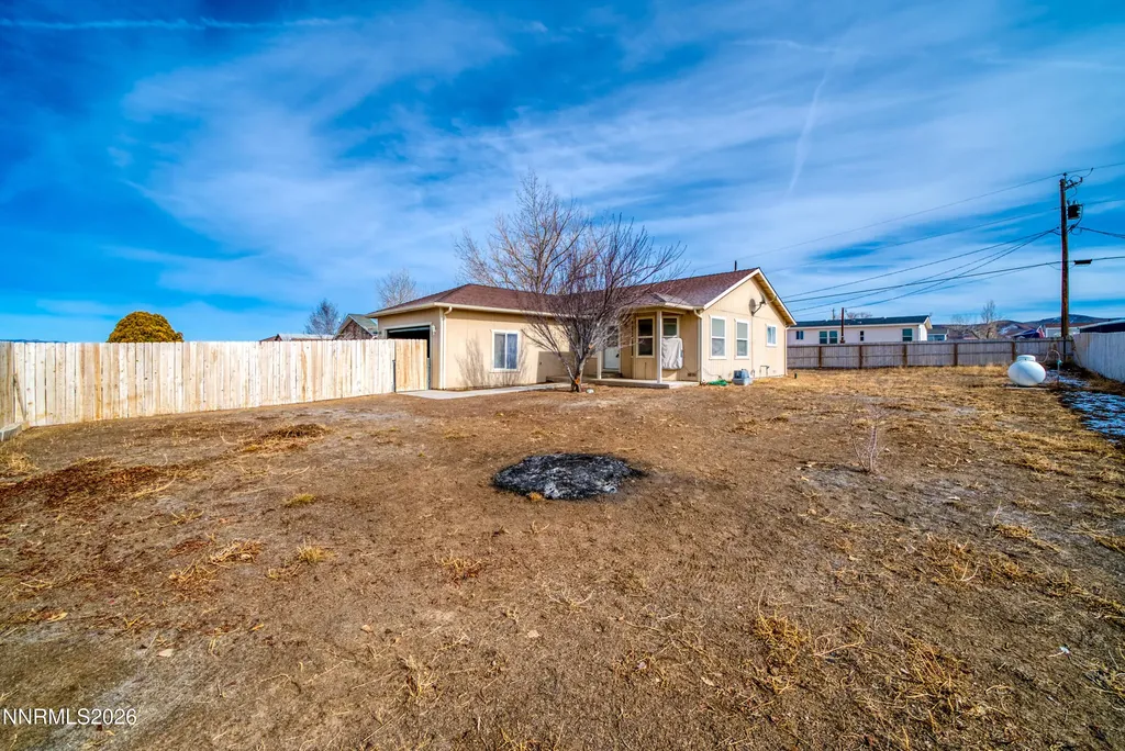 35 Buffalo Yerington NV 89447