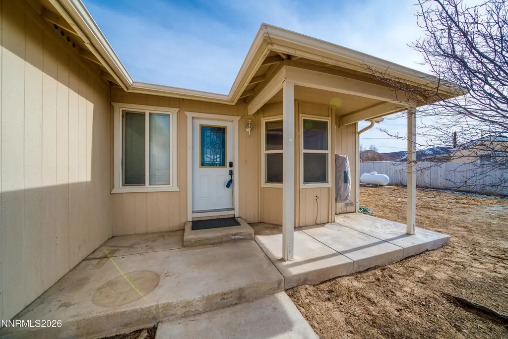 35 Buffalo Yerington NV 89447