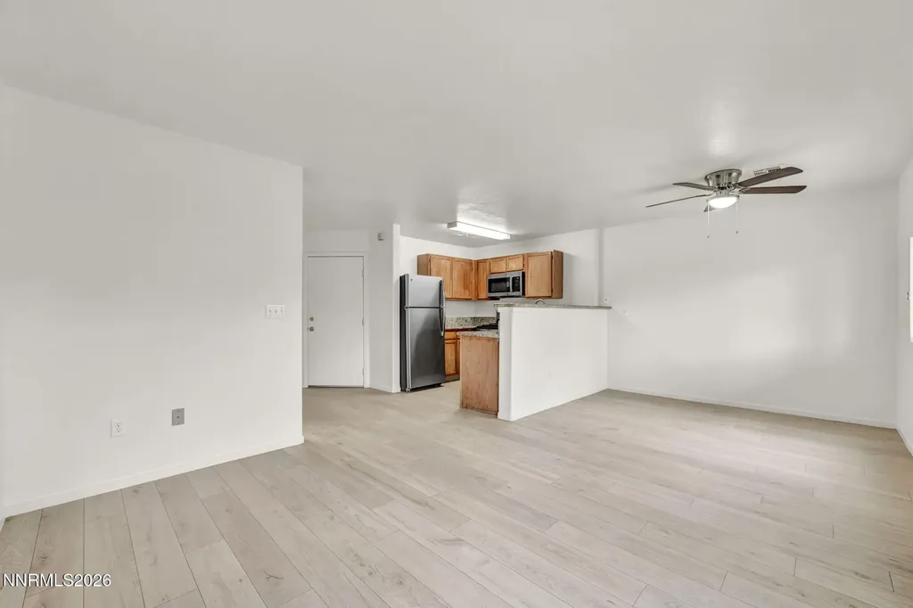5695 Vista Luna Sparks NV 89436