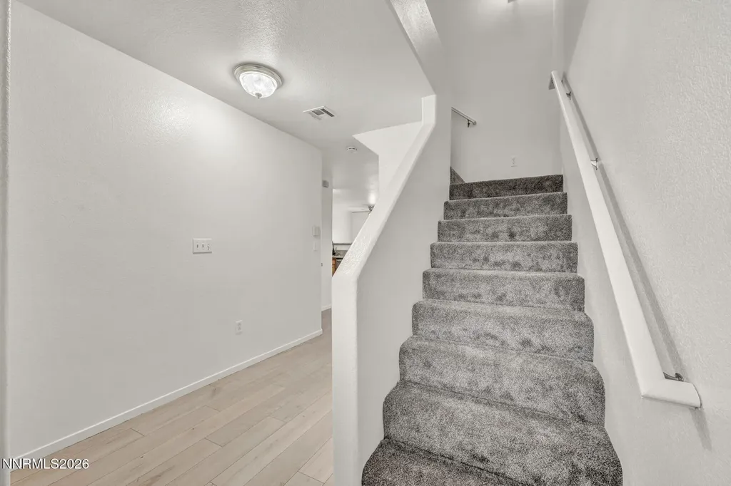 5695 Vista Luna Sparks NV 89436