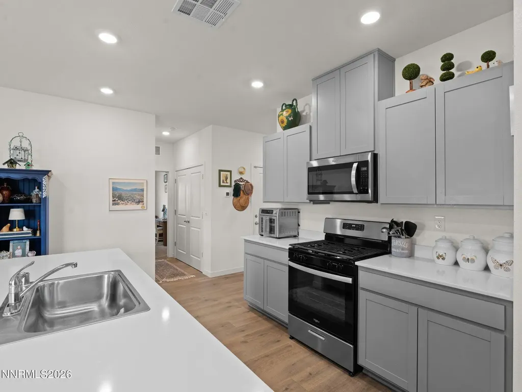 305 Mountain Spring Dayton NV 89403