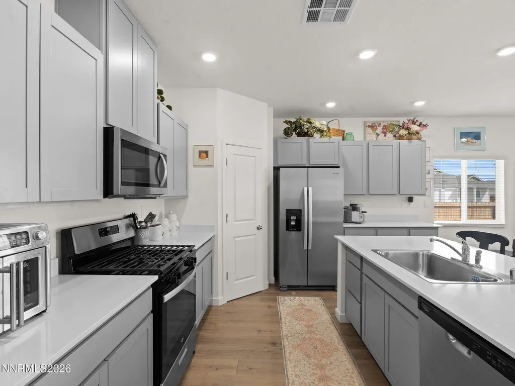 305 Mountain Spring Dayton NV 89403