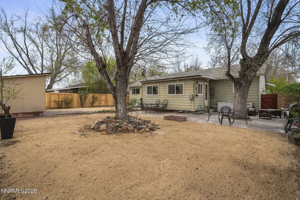 1420 Tanglewood Sparks NV 89431