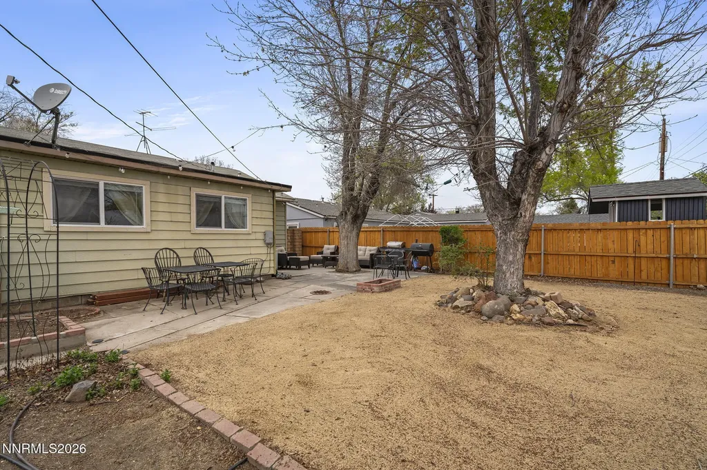 1420 Tanglewood Sparks NV 89431