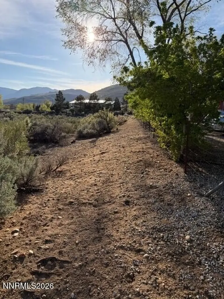 5460 Lynnett Carson City NV 89701