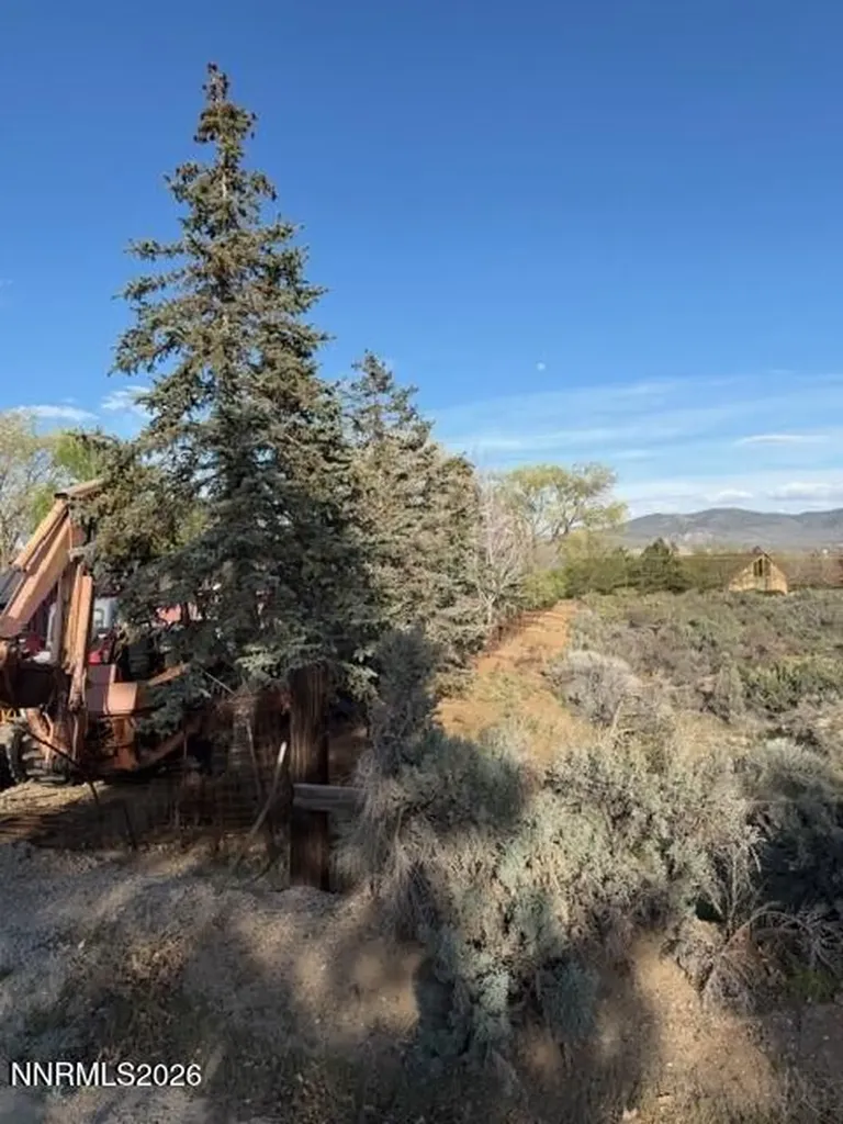 5460 Lynnett Carson City NV 89701