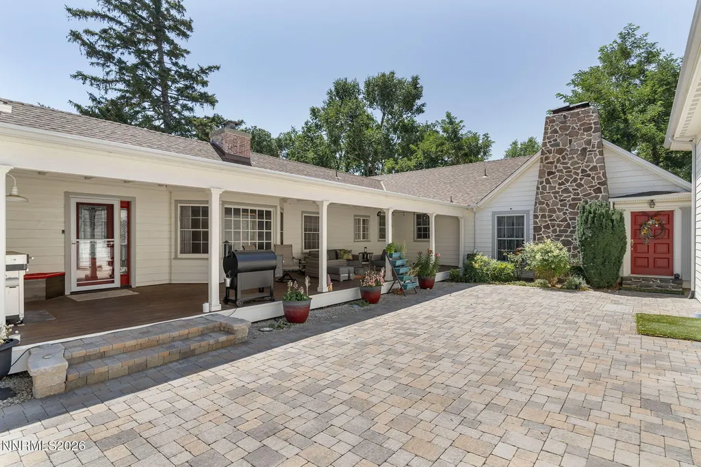 1651 Winnie Carson City NV 89703