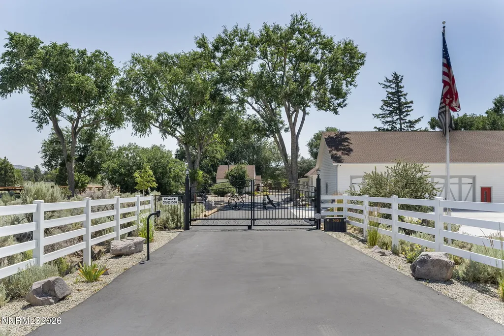 1651 Winnie Carson City NV 89703