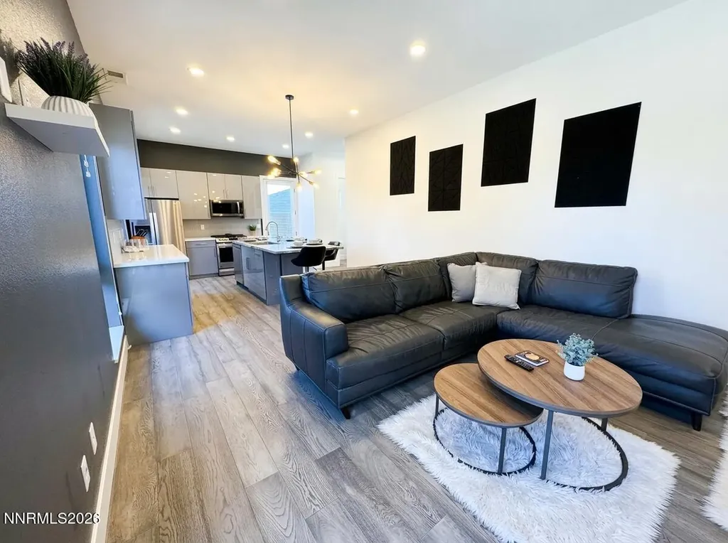 163 Martin Reno NV 89509