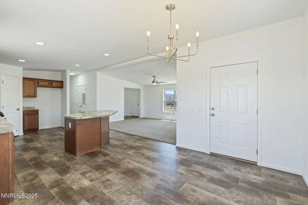 8260 Sycamore Silver Springs NV 89429