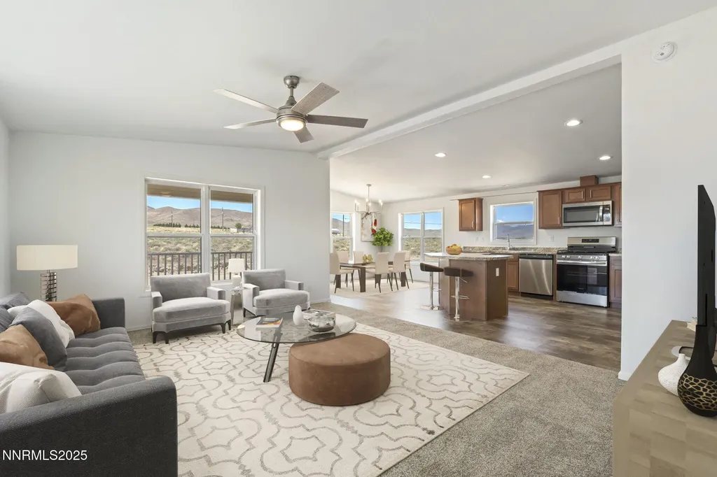 8260 Sycamore Silver Springs NV 89429