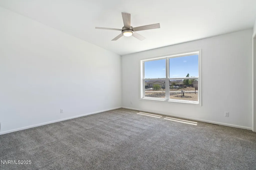8260 Sycamore Silver Springs NV 89429
