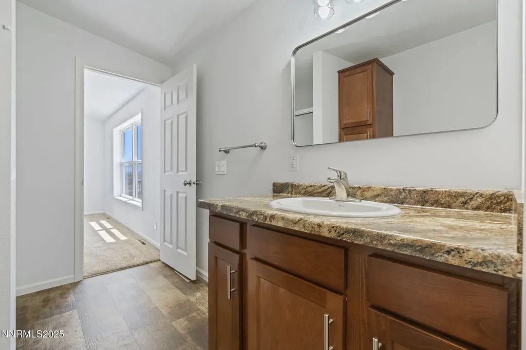 8260 Sycamore Silver Springs NV 89429