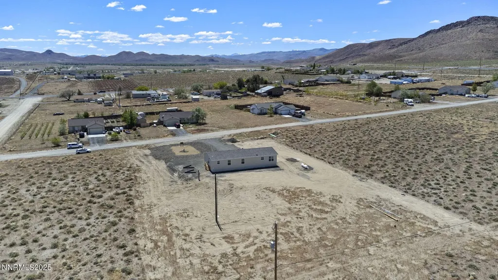 8260 Sycamore Silver Springs NV 89429