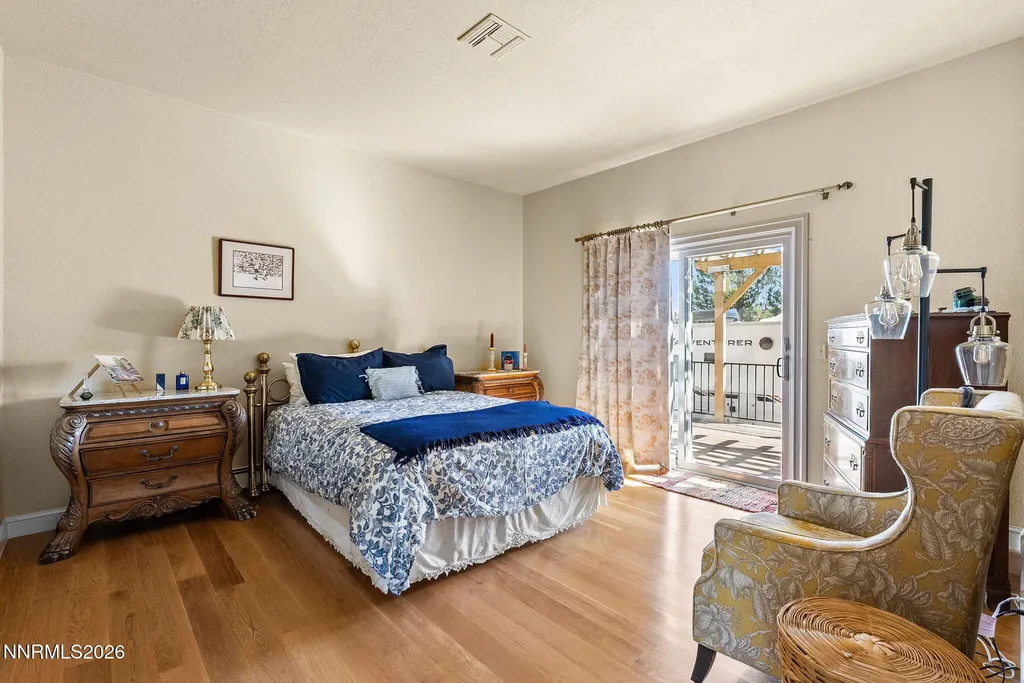 220 Limousin Genoa NV 89411