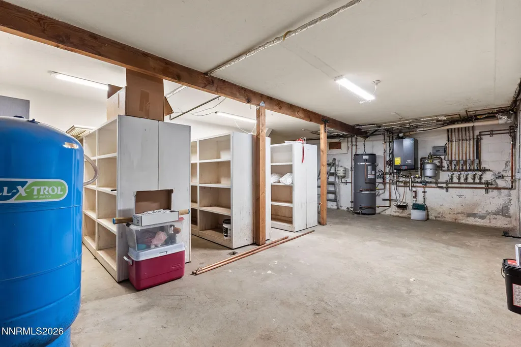 220 Limousin Genoa NV 89411