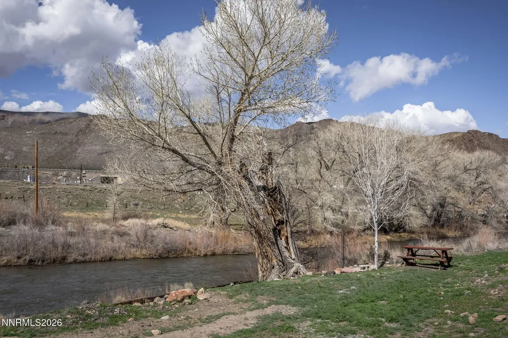 2243 Canal Sparks NV 89434