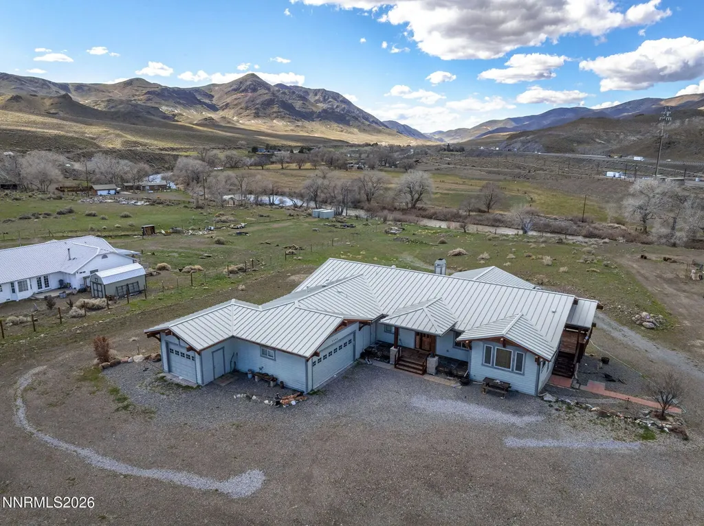 2243 Canal Sparks NV 89434