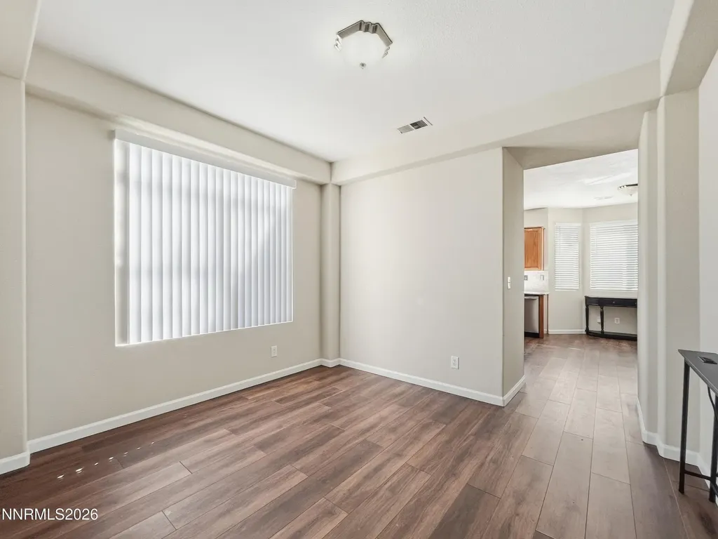 10493 Copper Wood Reno NV 89521