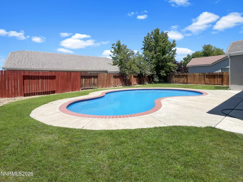 10493 Copper Wood Reno NV 89521