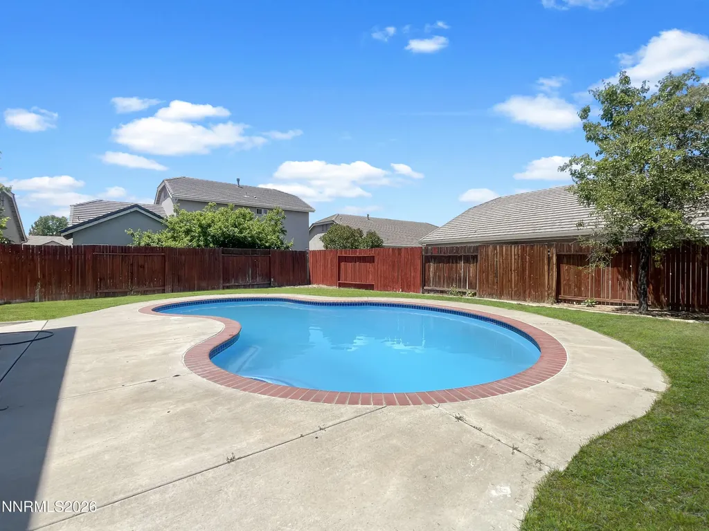 10493 Copper Wood Reno NV 89521