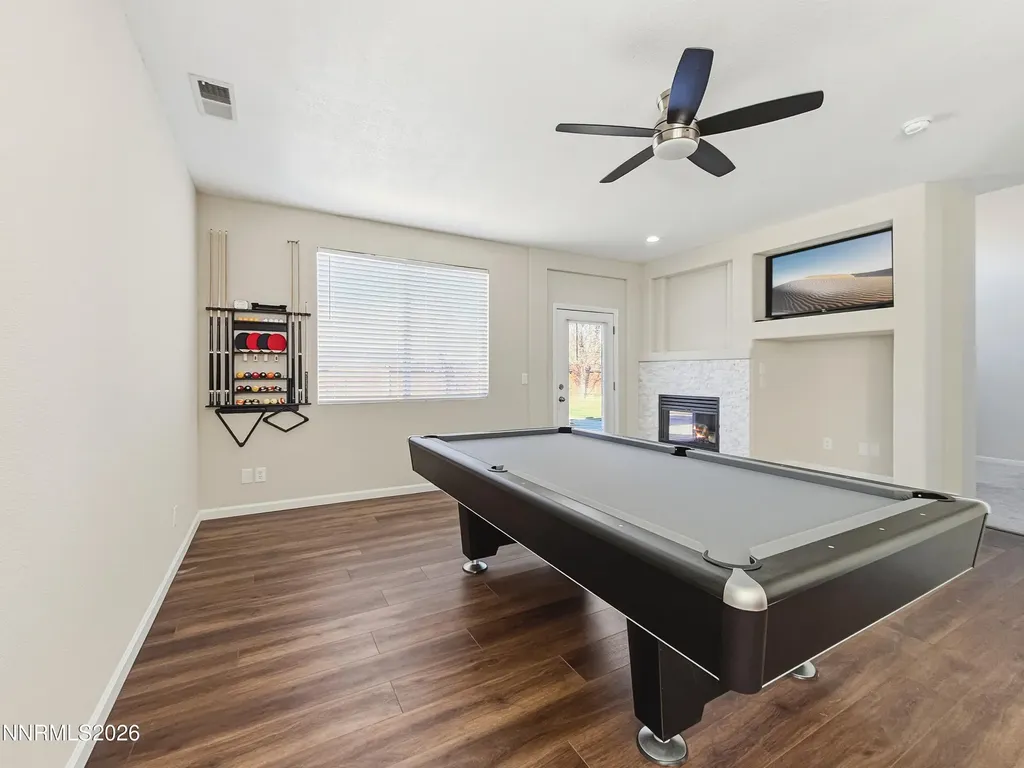 10493 Copper Wood Reno NV 89521