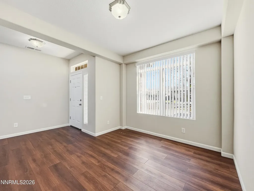 10493 Copper Wood Reno NV 89521