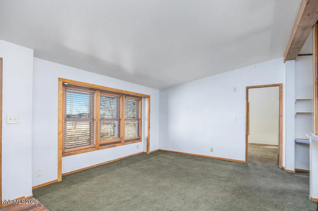 5465 Caleb Fallon NV 89406
