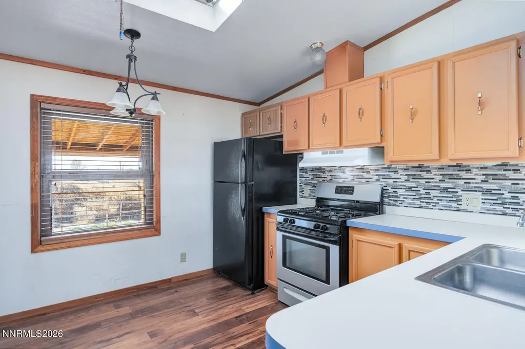 5465 Caleb Fallon NV 89406