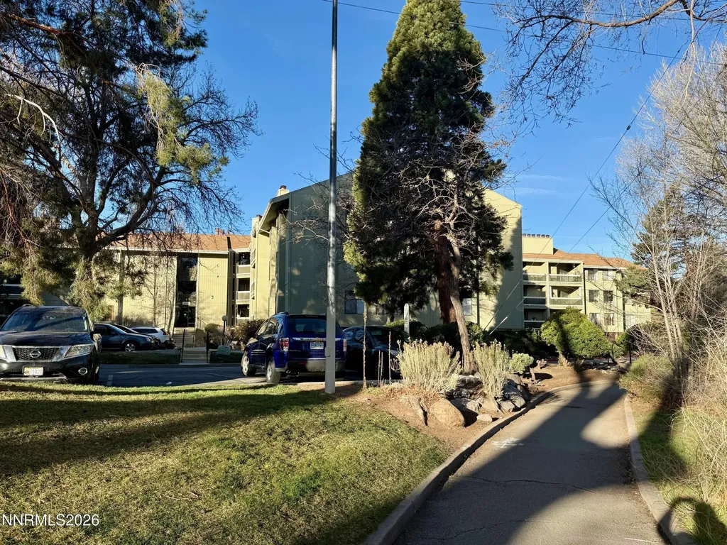 2845 Idlewild Reno NV 89509