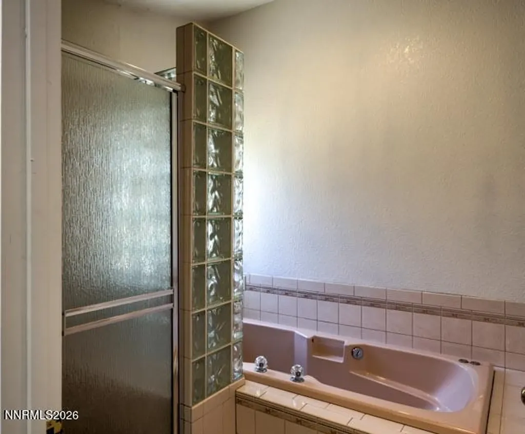 12470 Overbrook Reno NV 89511