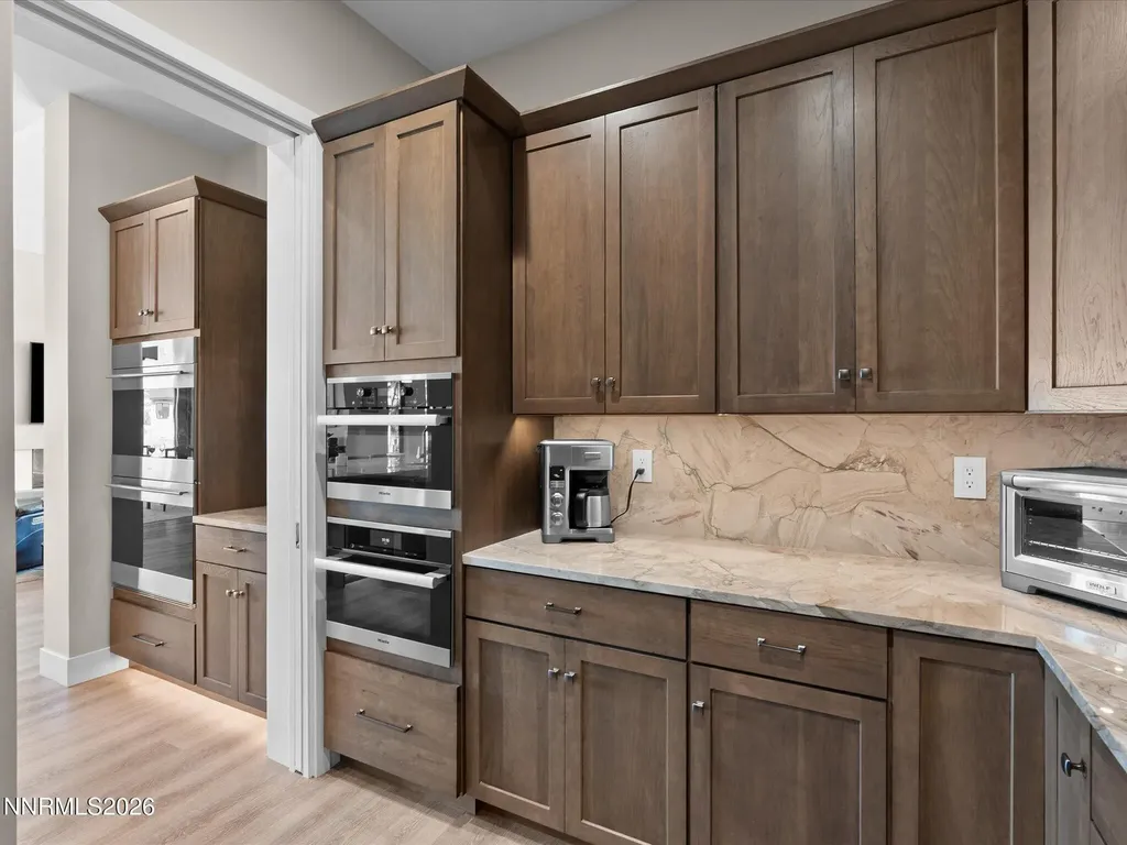 660 Sand Cherry Reno NV 89511