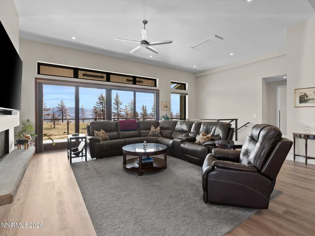 660 Sand Cherry Reno NV 89511