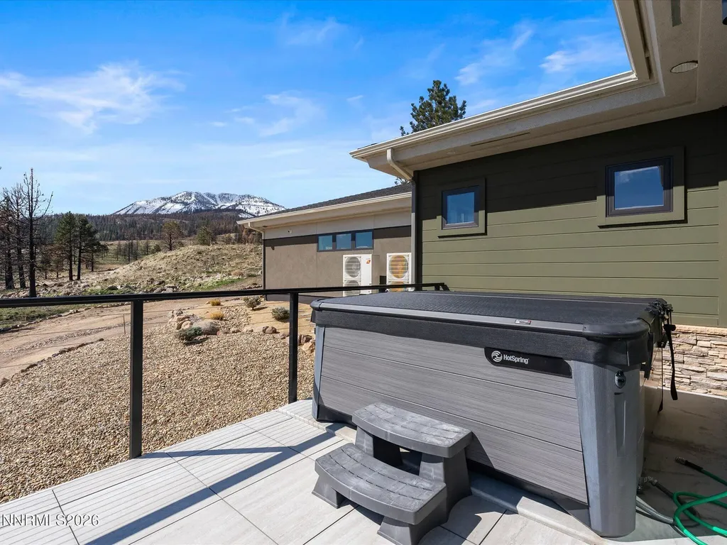 660 Sand Cherry Reno NV 89511