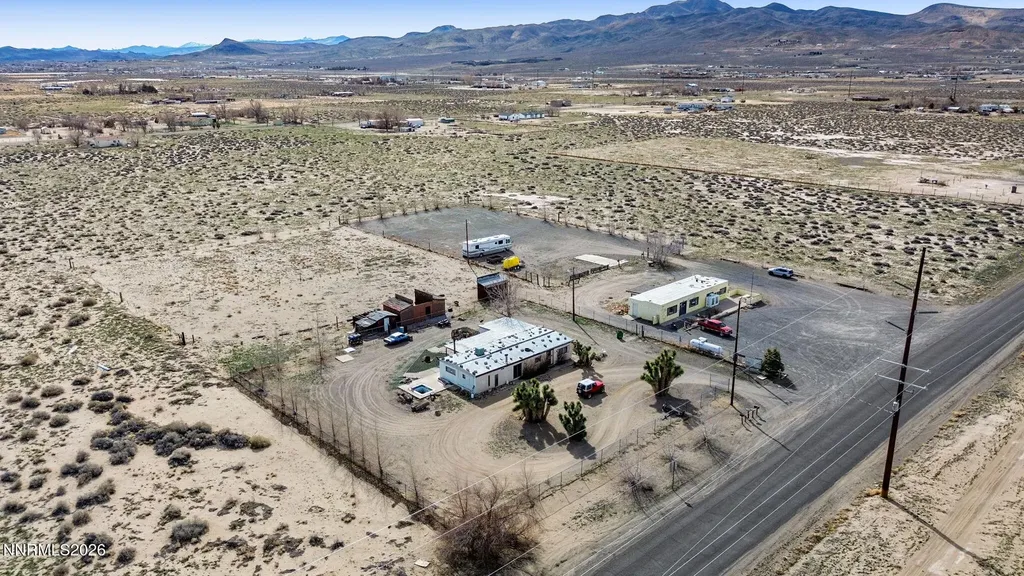 1375 Fir Silver Springs NV 89429