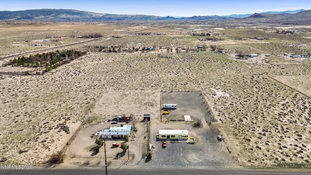 1375 Fir Silver Springs NV 89429